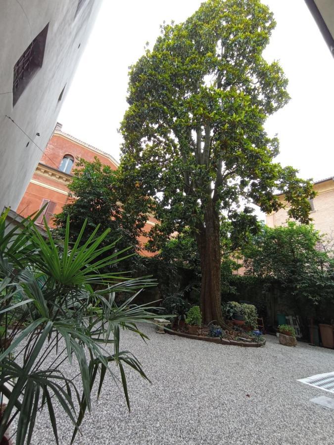 Magnolia Garden Apartment Ferrara Ngoại thất bức ảnh