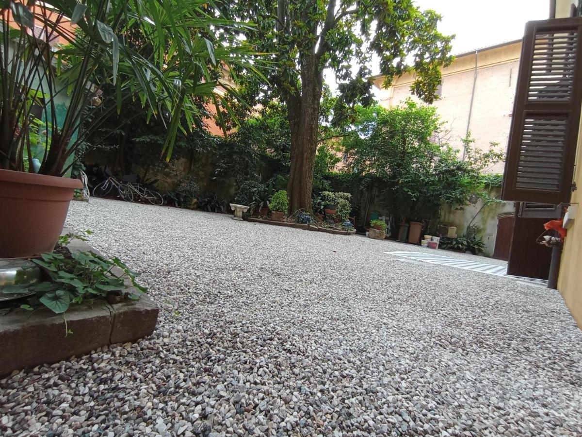 Magnolia Garden Apartment Ferrara Ngoại thất bức ảnh