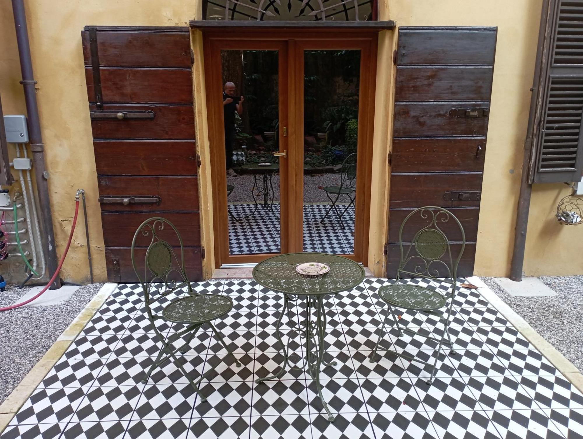 Magnolia Garden Apartment Ferrara Ngoại thất bức ảnh